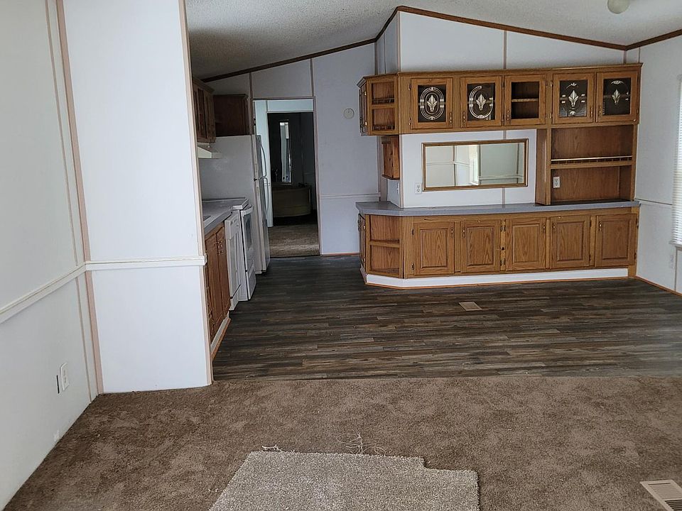 2nd image of 15232 Jody Ln