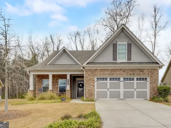 120 Timberview Cir, Sharpsburg, GA 30277