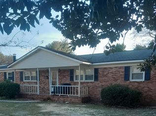 2937 Skycrest Dr, Fayetteville, NC 28304