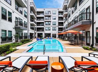2400 E 6th St #8082399, Austin, TX 78702