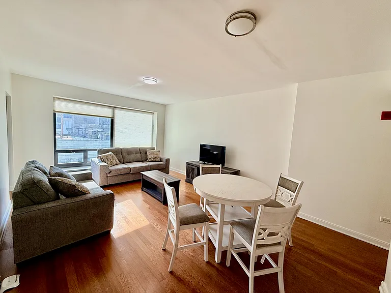 130 N Garland Ct #2110 — Photo 5