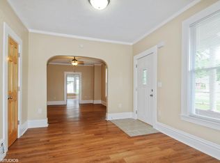 631 Fulton St #1, Aurora, IL 60505