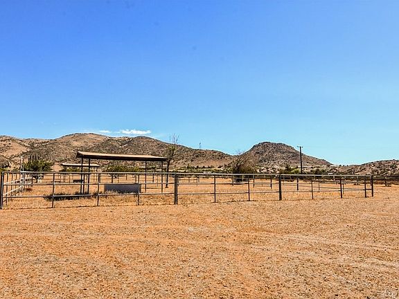 2nd image of 2540 Sand Creek Dr