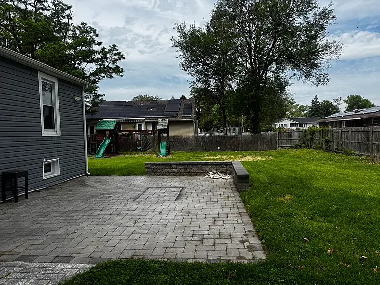 124 Field Ave — Photo 24