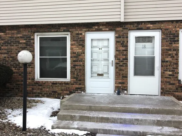 105 S Towanda Ave APT 19, Normal, IL 61761