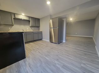 1024 14th St #4, Perry, IA 50220