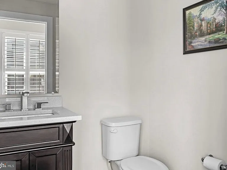 43386 Whitehead Ter — Photo 20