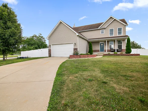 2002 Sandstone Trl, Kankakee, IL 60901