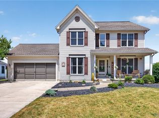 28 Apple Blossom Blvd, Lancaster, NY 14086