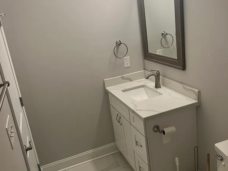 3314 Broadway St — Photo 14