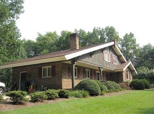 121 Carriage Dr, Stoneville, NC 27048