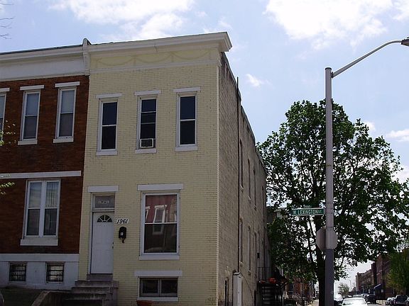 1st floor unit is 1BR+ den