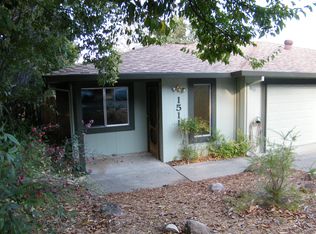 1511 Cottonwood Ave, Redding, CA 96001