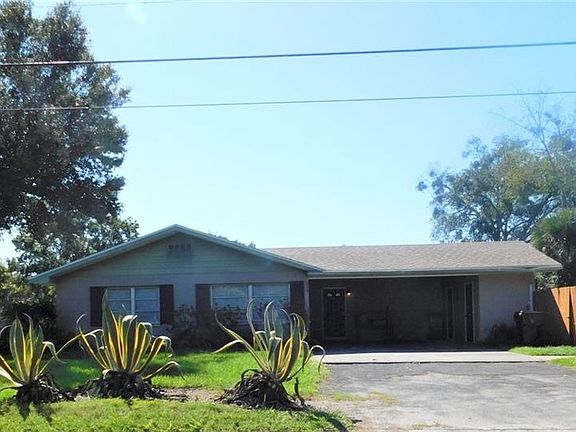 4th image of 900 Fort Lane Dr