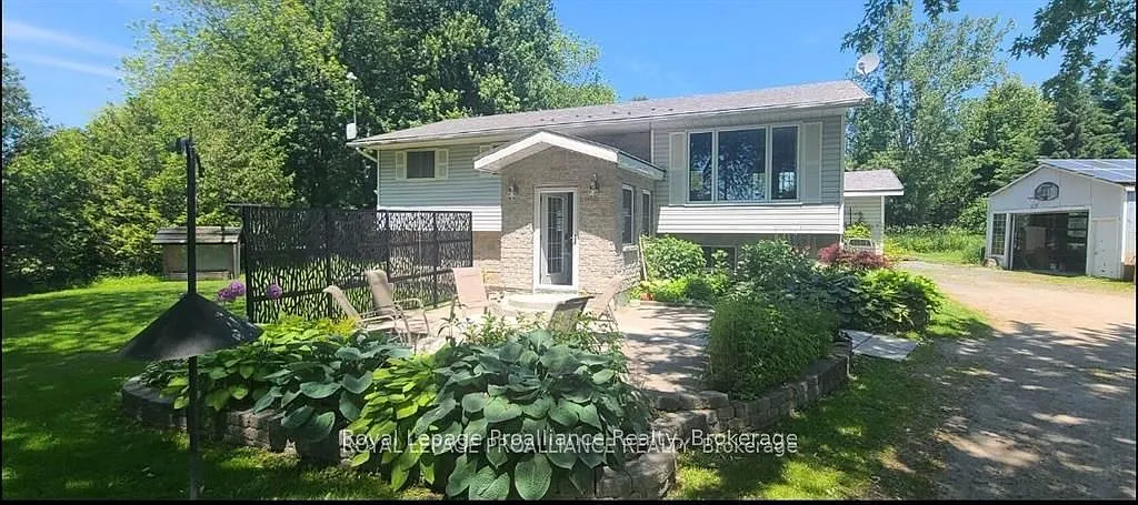 3 bed, $3,200 — Photo 1