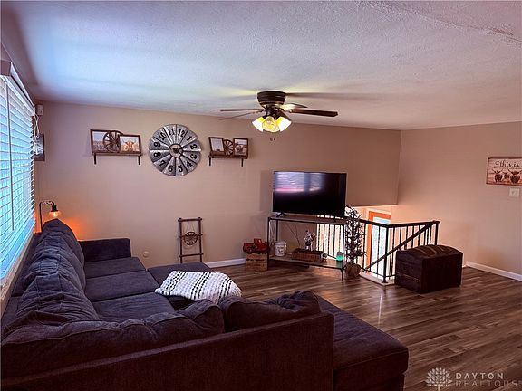 5th image of 8138 Philadelphia Dr