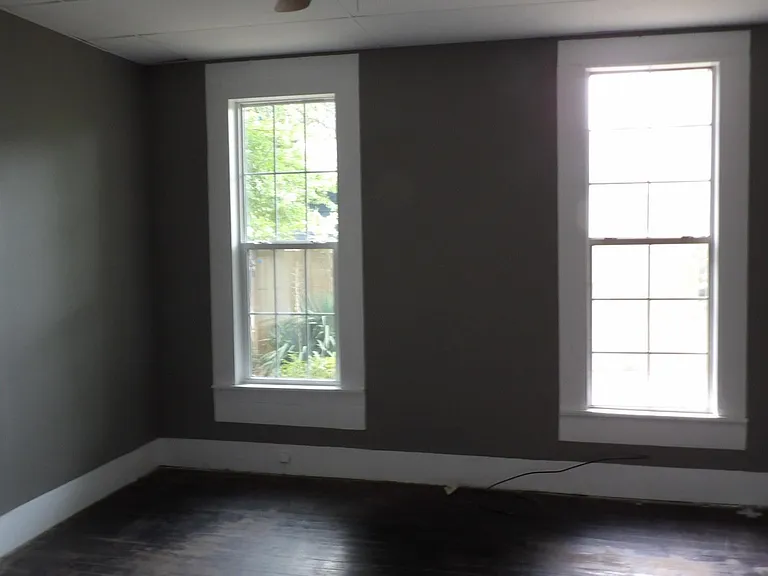 115 Ryan Dr — Photo 3