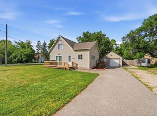 150 W Church Ave, Nelson, MN 56355