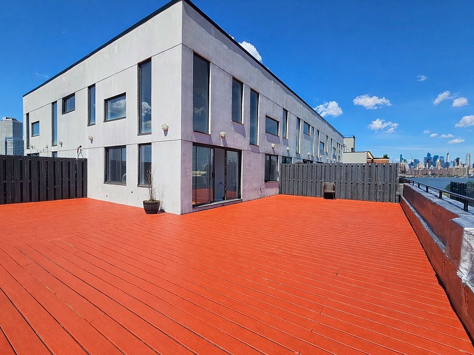 1st image of 128 Wythe Ave #Phe