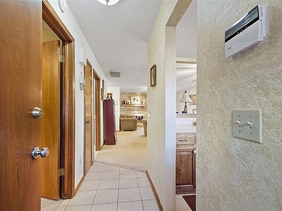 5th image of 1530 Fall Creek Dr