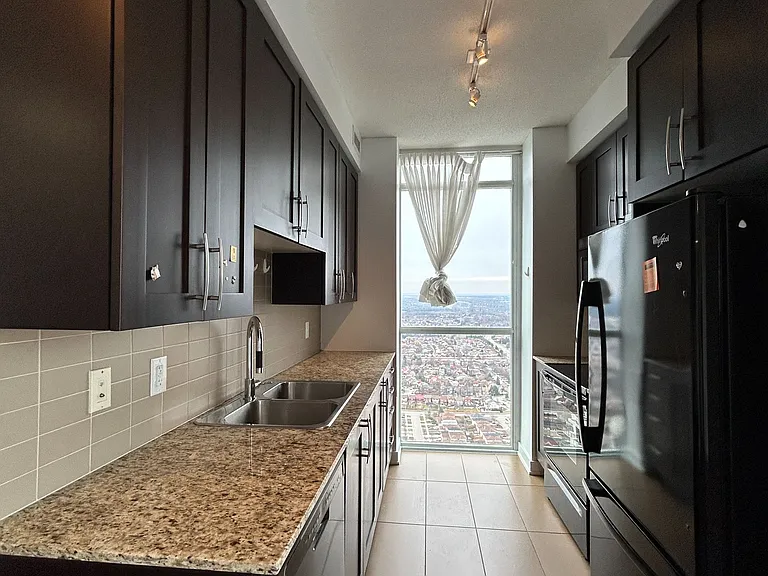 4070 Confederation Pkwy #4407 — Photo 9