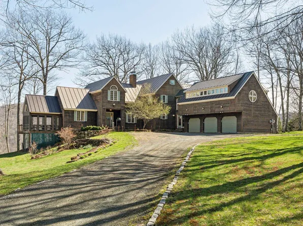 114 Oak Ridge Way, Woodstock, VT 05091
