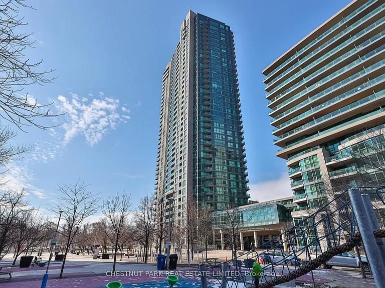 215 Fort York Blvd #808 — Photo 14