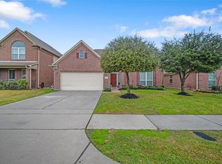 8110 Gray Jay Dr, Houston, TX 77040