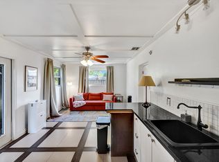 (Undisclosed Address), Pembroke Pines, FL 33024