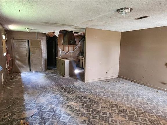4th image of 1716 Enterprise Rd
