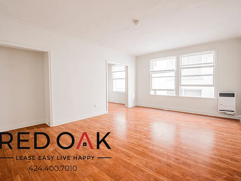 335 S Berendo St #207 — Photo 2