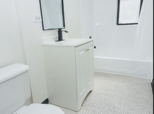 5635 W. Washington Blvd, Chicago, IL 60644