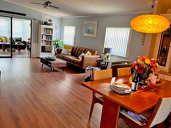 5th image of 1324 San Miguel Ln #1324