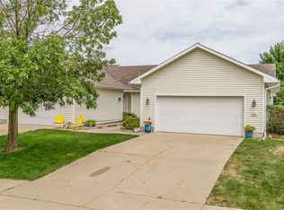320 S Spruce St, Indianola, IA 50125