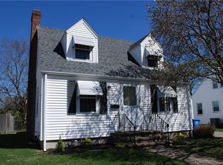 36 Community Dr, Cranston, RI 02905