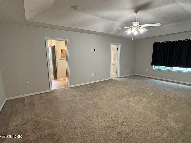 35 Rae Dr — Photo 14