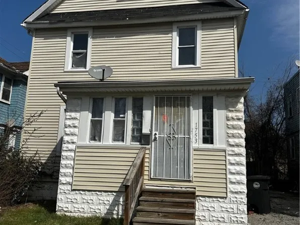 1753 Alcoy Rd, Cleveland, OH 44112