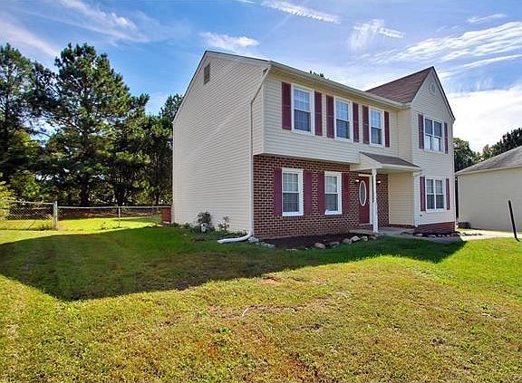 2nd image of 6129 Almond Creek Ln