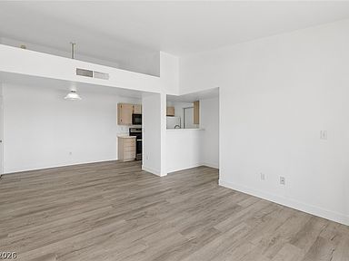7885 W Flamingo Rd Unit 2152, Las Vegas, NV 89147, photo 4
