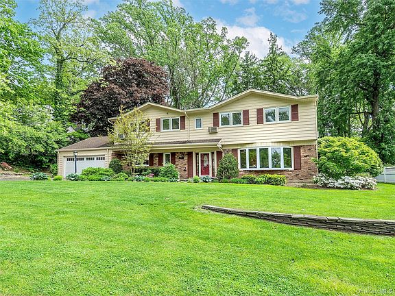 2nd image of 149 Chestnut Road