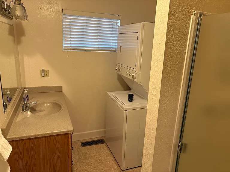 2024 Susquehana Dr — Photo 11