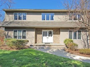 407 Blauvelt Rd, Pearl River, NY 10965