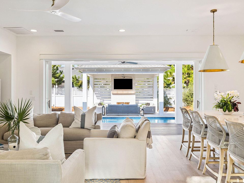 1st image of 81 Heartwood St