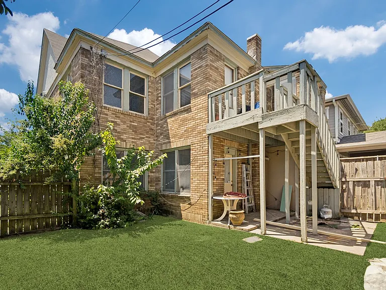 6025 Llano Ave — Photo 11