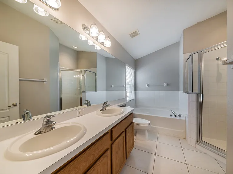 1609 Carson White Ln — Photo 10