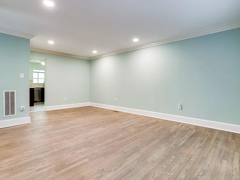 2428 S Walter Reed Dr #A — Photo 2