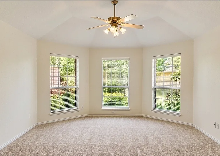 5940 Chisholm Trl — Photo 3