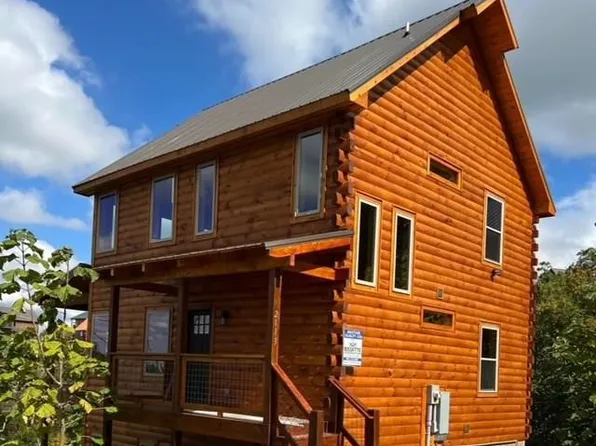2113 Paradise View Way, Sevierville, TN 37876