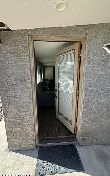 841 W Watson Dr — Photo 1