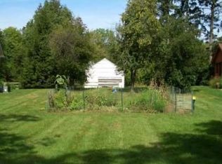 1835 Robert St, Ann Arbor, MI 48104